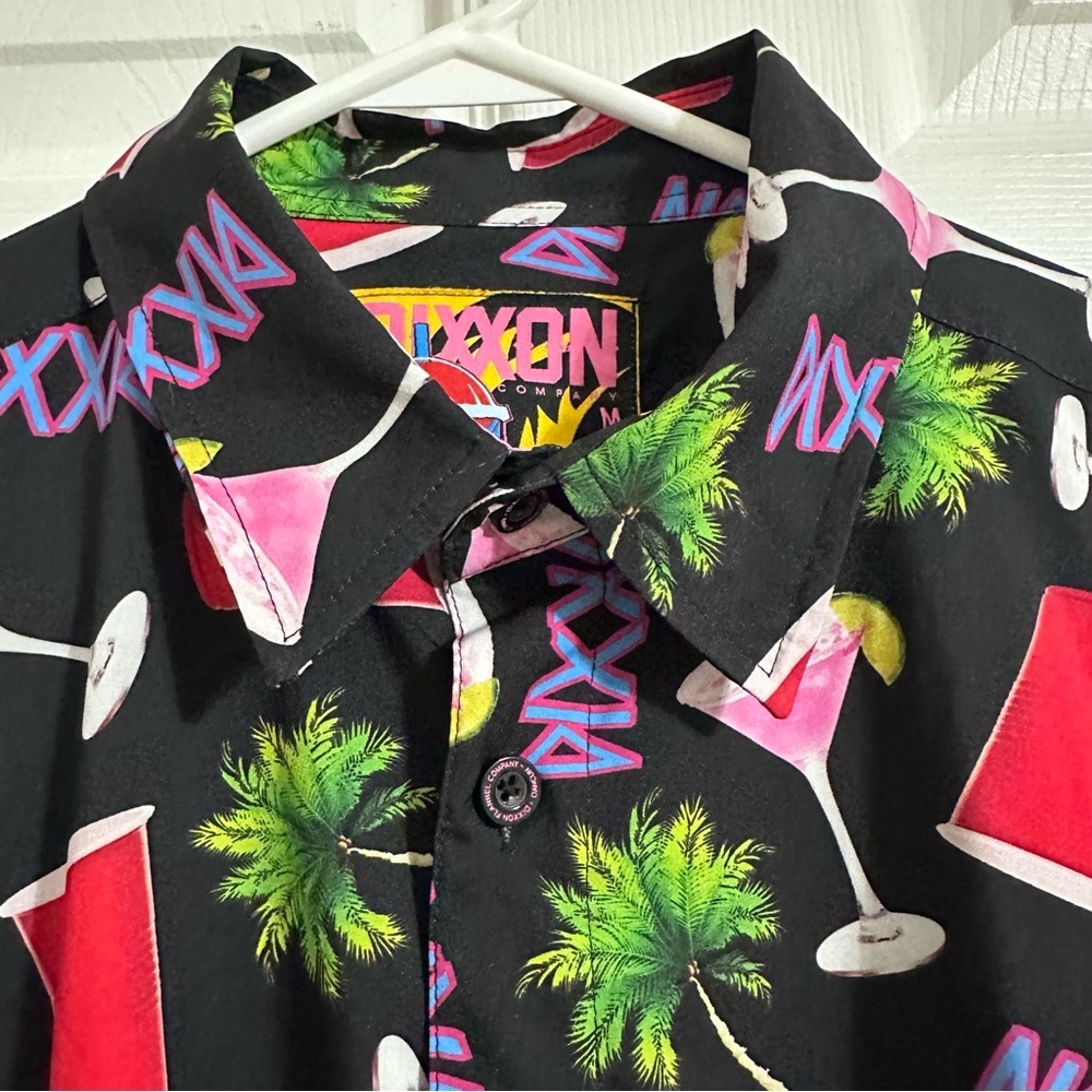 Dixon Dancun Party Wear Shirt Medium M Red Cup Palm Tree Gummy - Picture 4 of 11